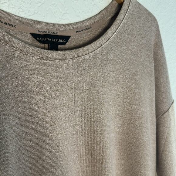 NEW Banana Republic Tan Neutral Sweater Tunic Long Sleeve Rayon Quiet Luxury - Picture 5 of 8